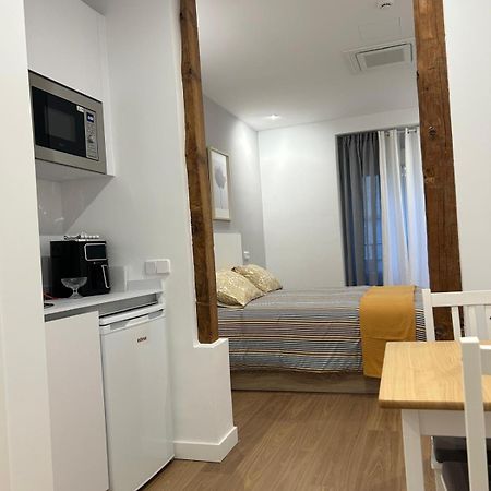 Apartamentos Gravina Madrid Eksteriør billede
