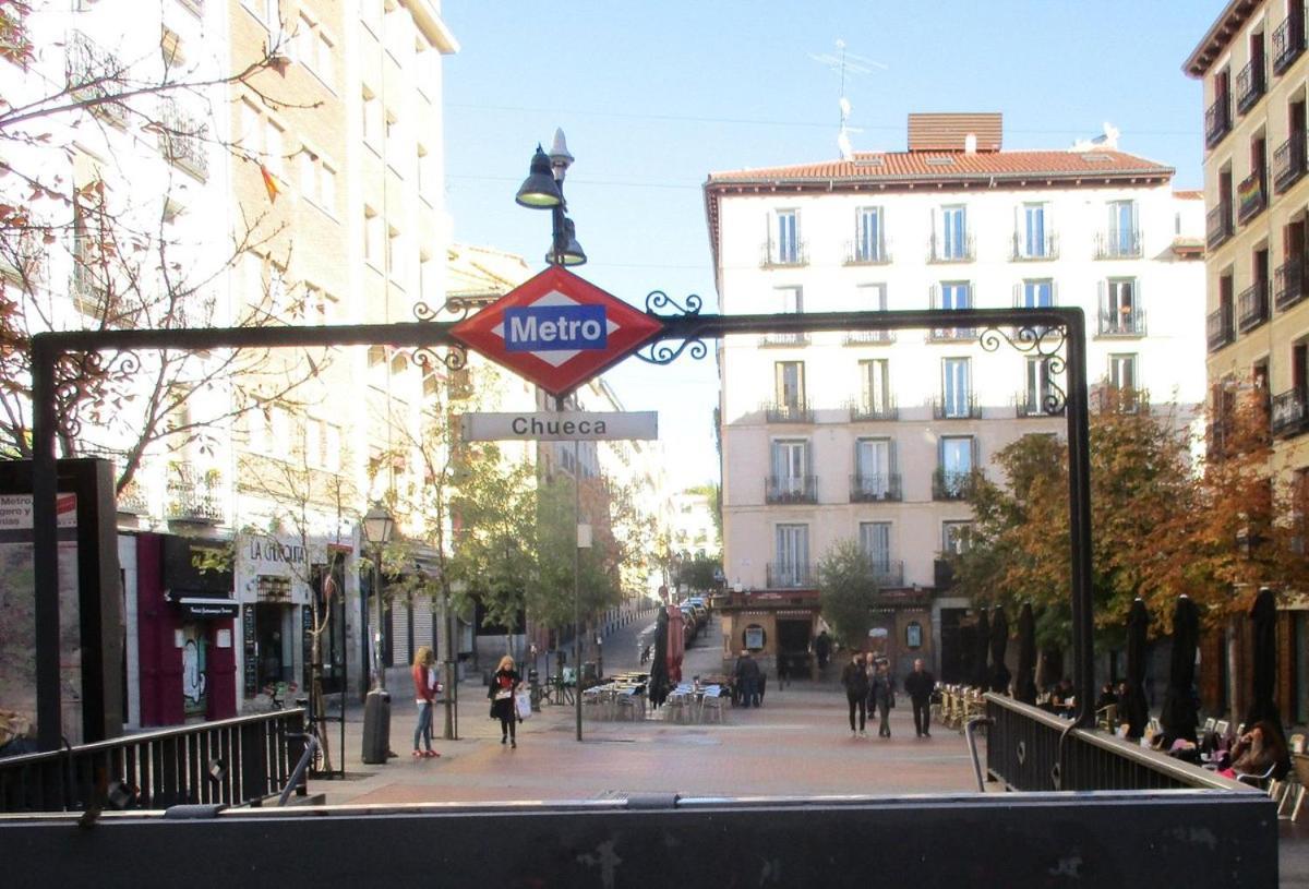 Apartamentos Gravina Madrid Eksteriør billede